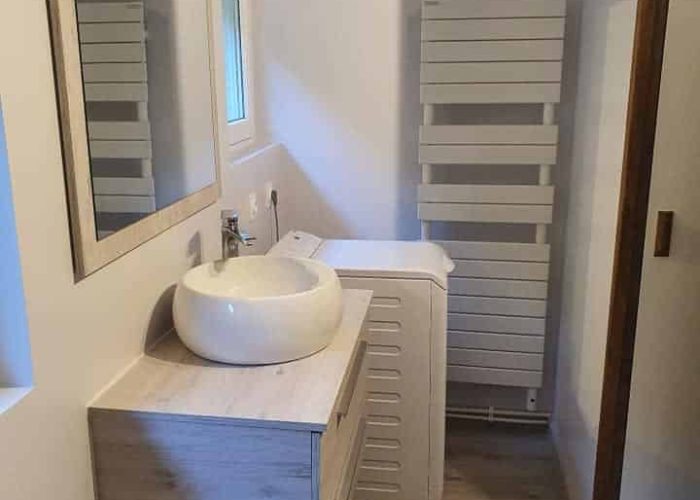Aménagement Salle de Bains PMR à Thérines | Joudon Plomberie